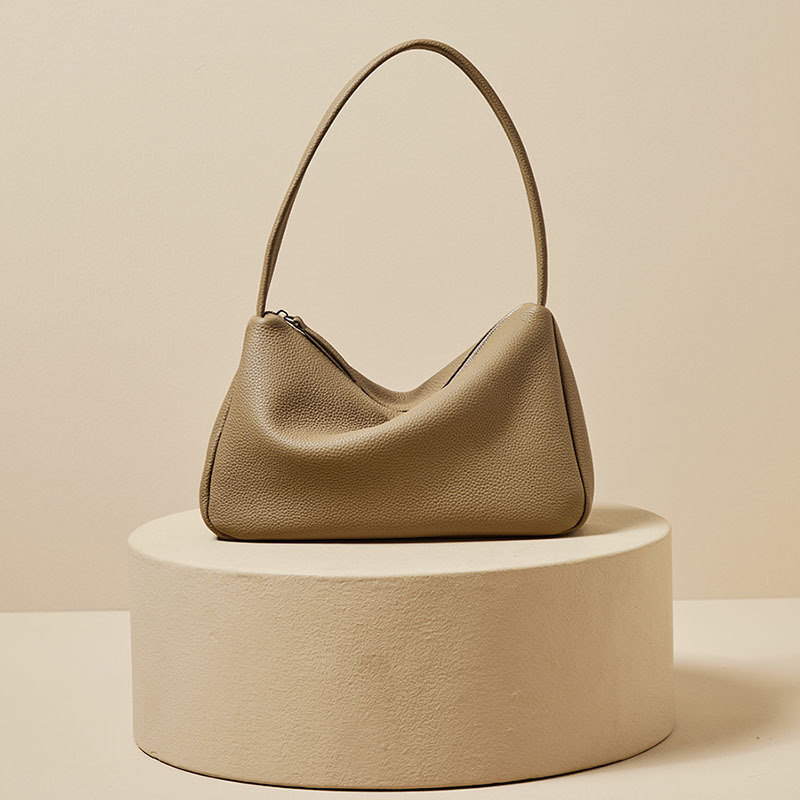Head Layer Cowhide Armpit Bag  - Embroidery Meaning ulasan dan harga